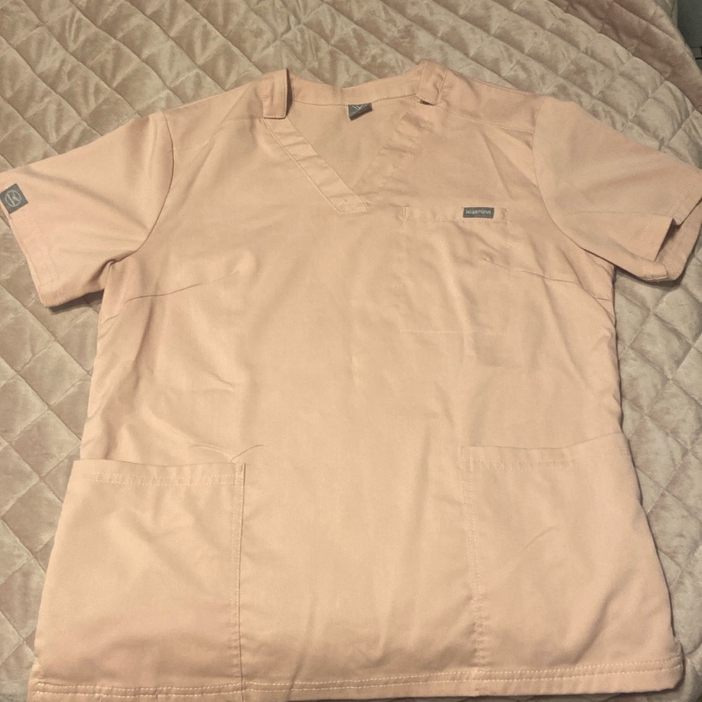 Brand: Niahinn light pink scrub top